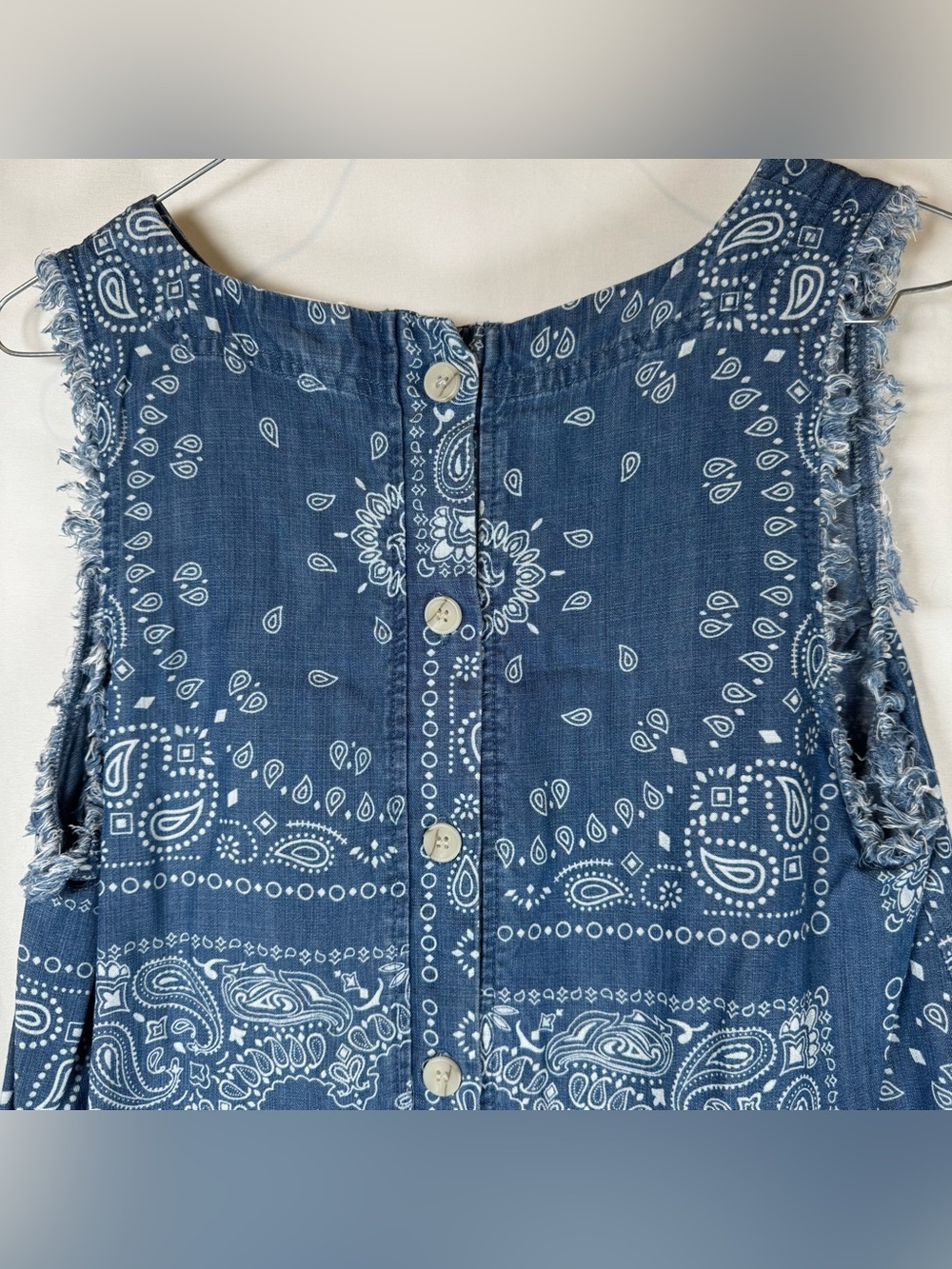 For The Republic Denim Blue Bandana Paisley Print Button Back Boho Tank Top - Picture 5 of 12